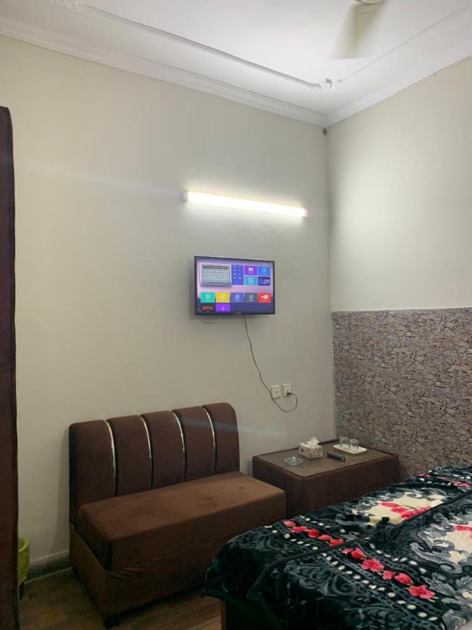 Eden Plus Executive Hotel Lahore Exterior foto